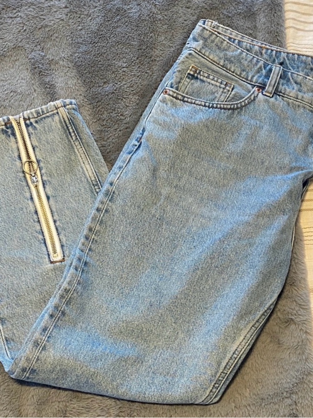 Monki Light Blue Relaxed Women's Jeans with Side Zipper